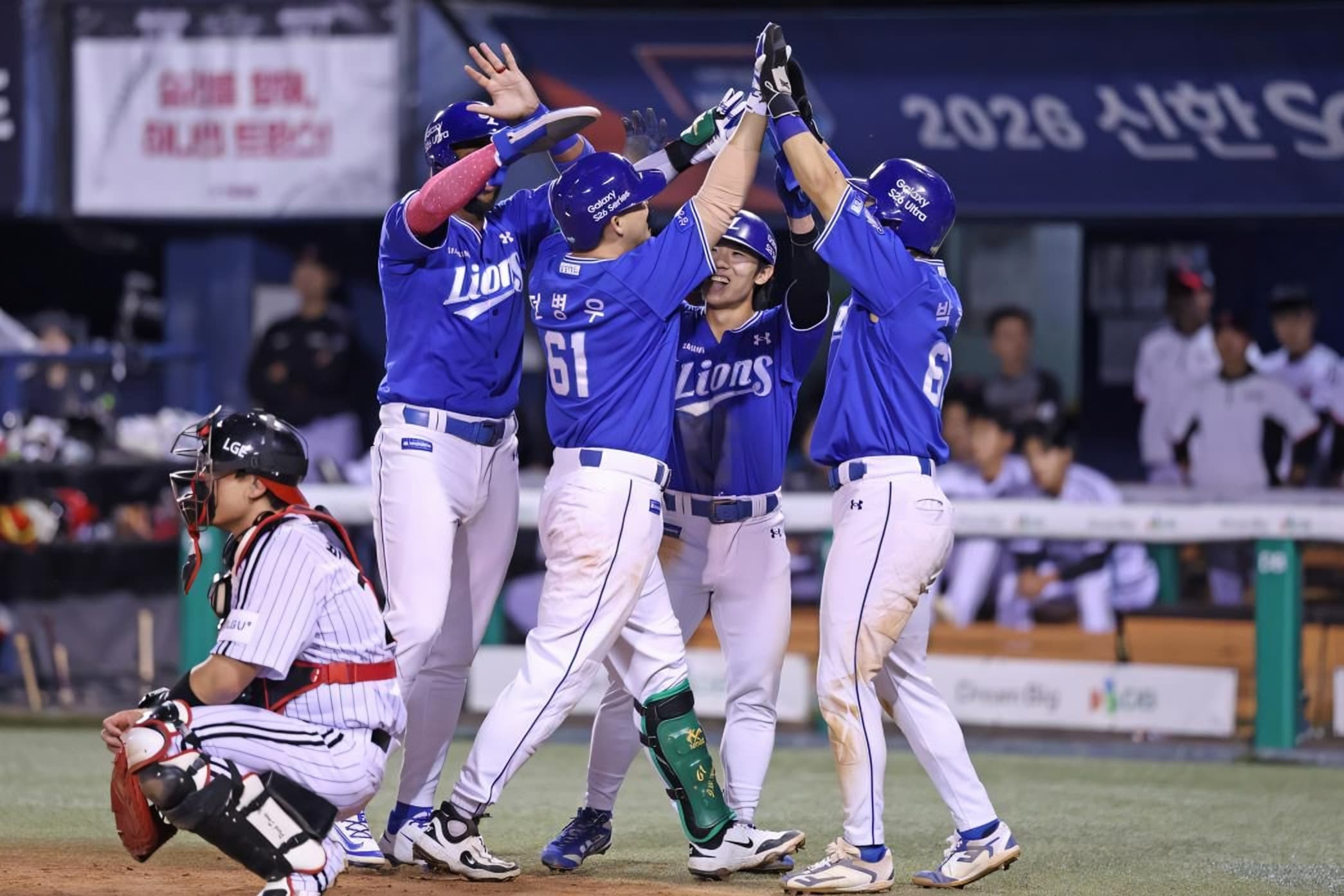 Clubs vying for top spot in KBO set for midweek duel